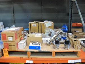LOT TO INCLUDE INGERSOLL-RAND, SWAGELOK, CENTURY INSTRUMENTS, GROVE: (4) HIGH PERFORMANCE VALVE MAINTENANCE KITS, (2) BASIN VALVE COMPANY, STYLE# 95114211XB-7E9, WITH MISC VALVES. LOADING & HANDLING FEE $15-4550